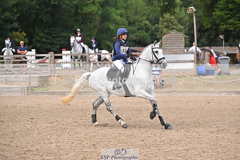 250802A-102708-00558 - A-014-Mia.Hughes-KILNHANGERS.LITTLE.GEM