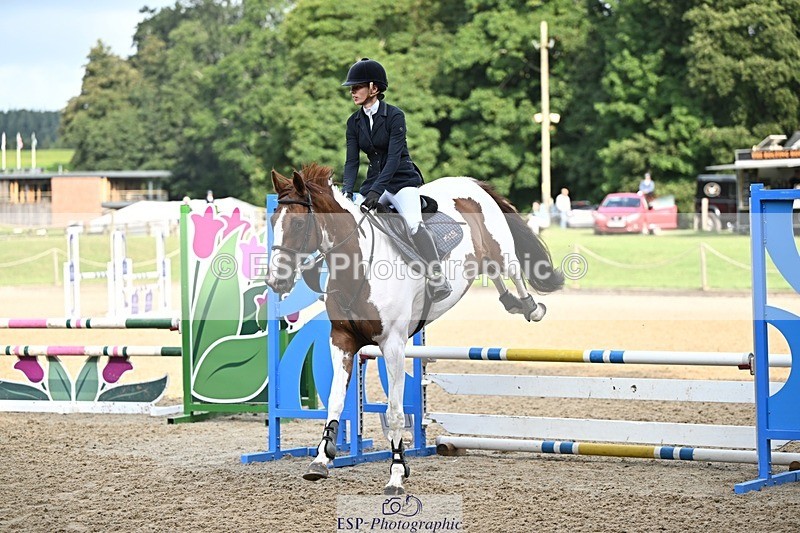 240818-092600-03391 - Cls 8A Snr British Novice