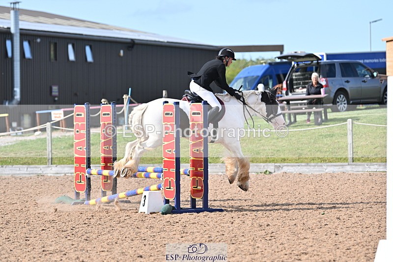 240820A-163252-00306 - Cls 3a 3b & 4 70cm