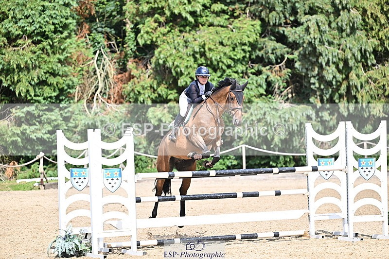 250704A-155945-11850 - Cls 23 Snr Foxhunter