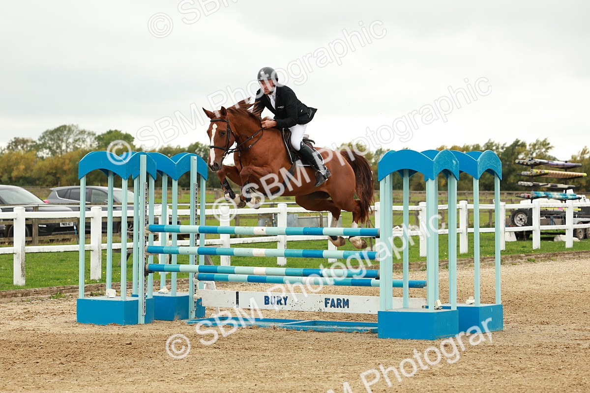 1I0A8099 - Class 5 - Senior Foxhunter 1.20m