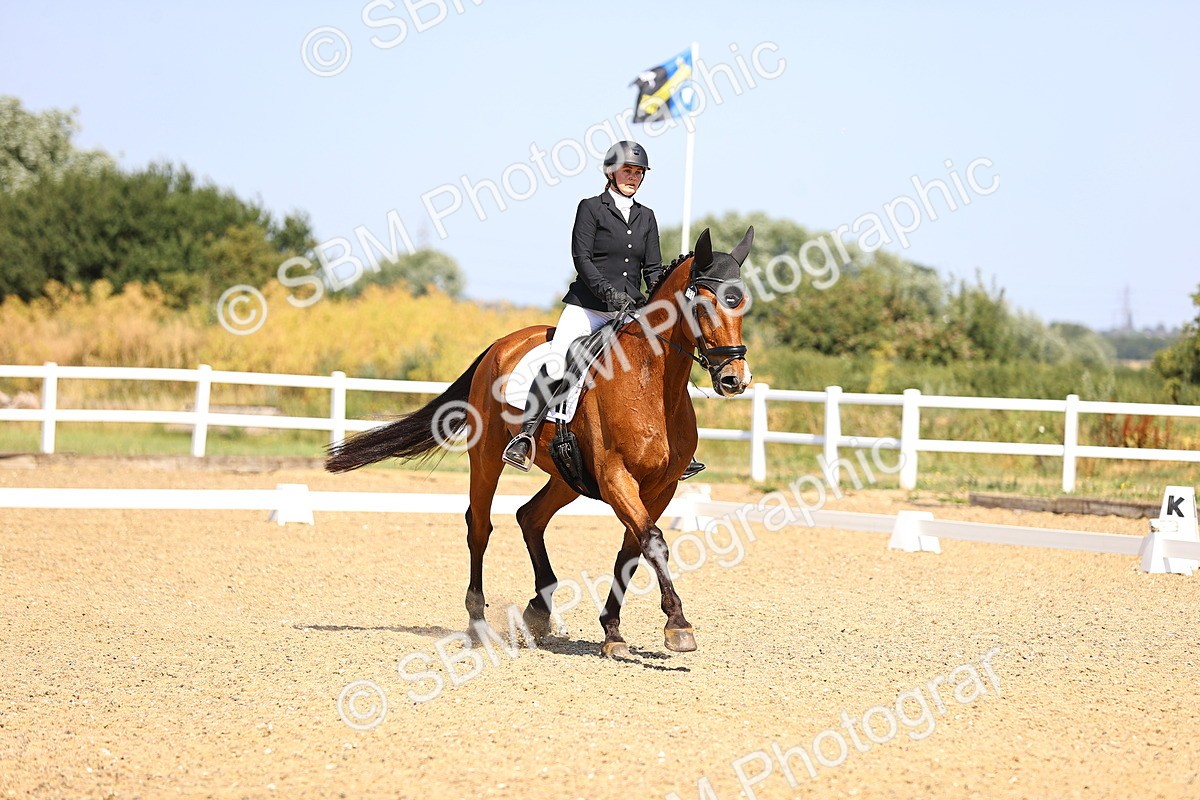SBM_009438 - Novice 5 - 9.50-10.53