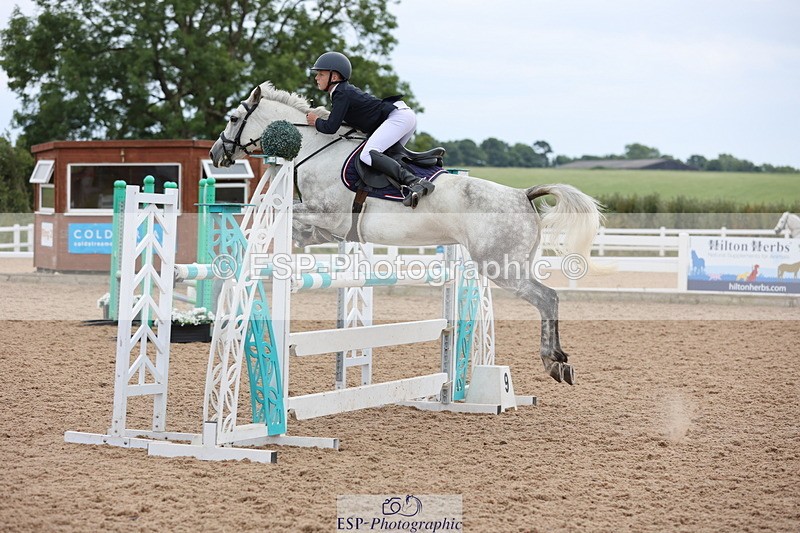 240630A-164606-15345 - Cls 33 Foxhunter and 1.10m Open