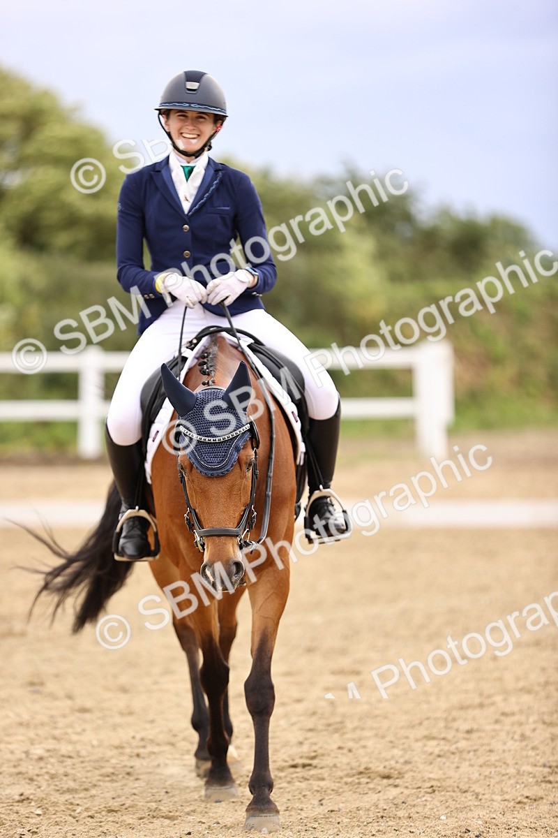 SBM_002808 - Class 2 - Novice 4 - 12.00-13.10