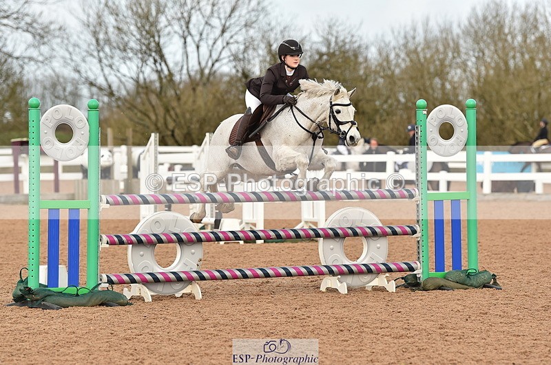 240210A-120442-01088 - Cls 8 Pony Newcomers & 1m Open