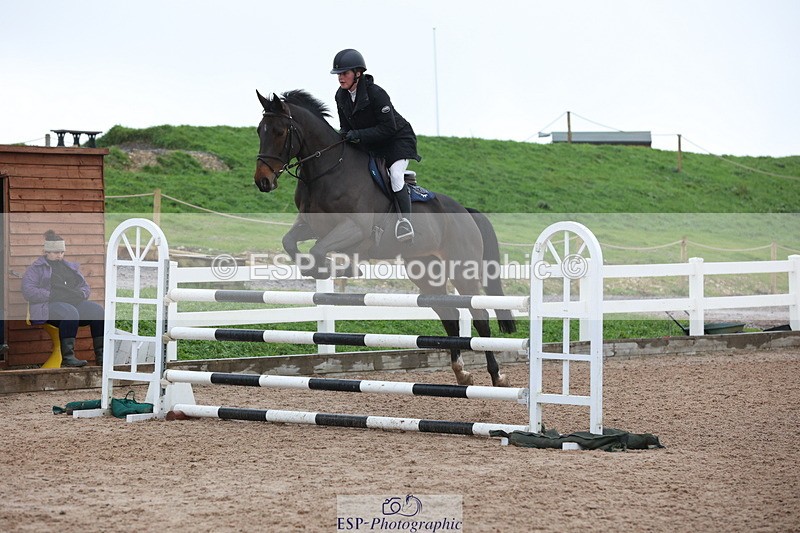 231112A-134909-04665 - Cls 20 Newcomers & 1.10m Open