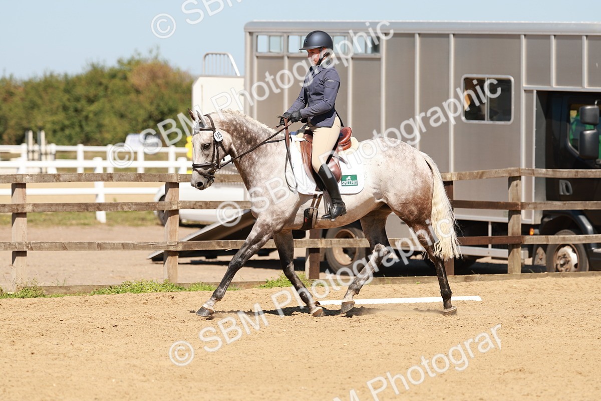 SBM_010978 - Class 7 - Novice 2