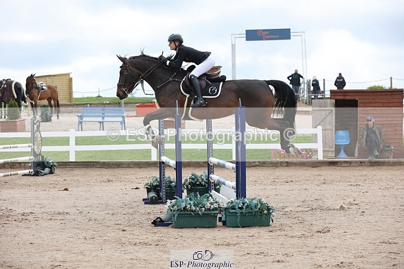 250508-091842-00109 - Cls 6 Snr British Novice and 90cm Open