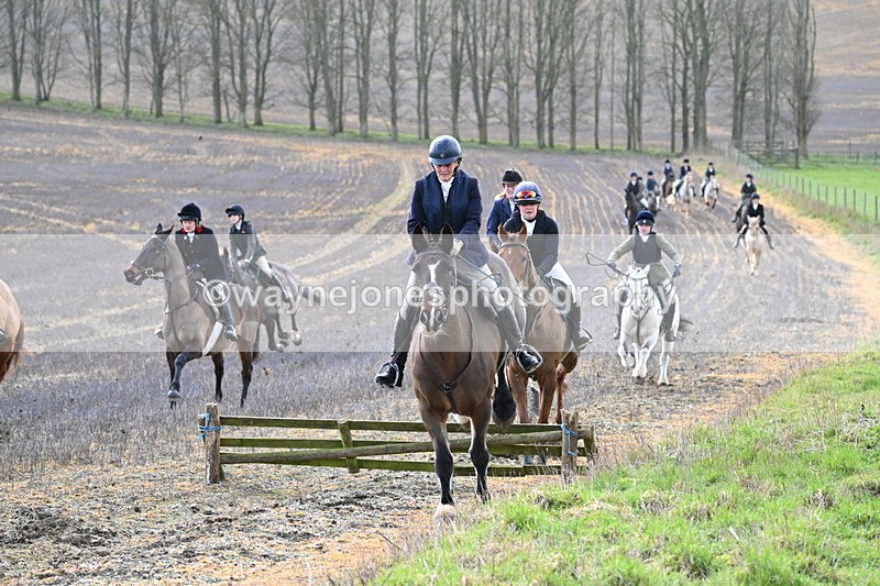 WJ6_8618 - Meet & Line One