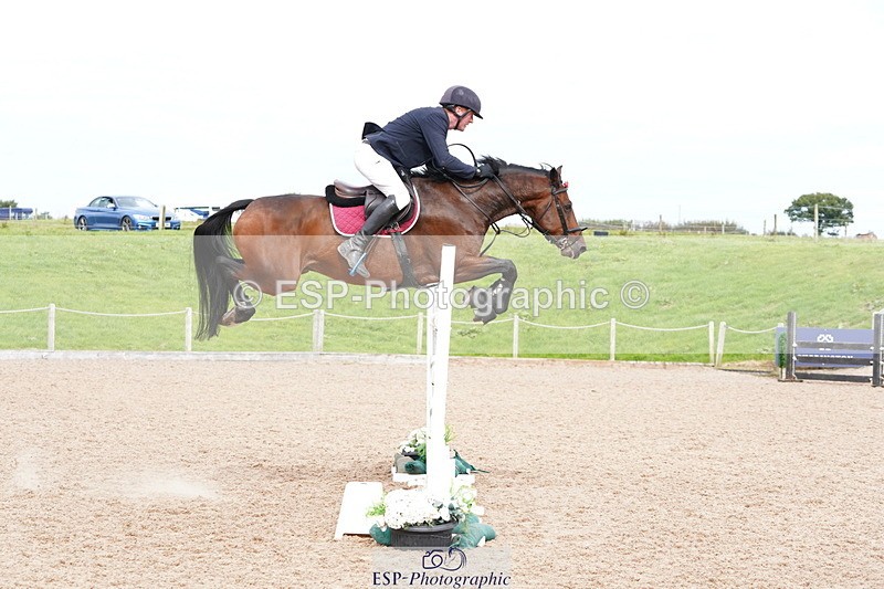 240915A-151014-10786 - Cls 28 Chard Sept GP Jump Off