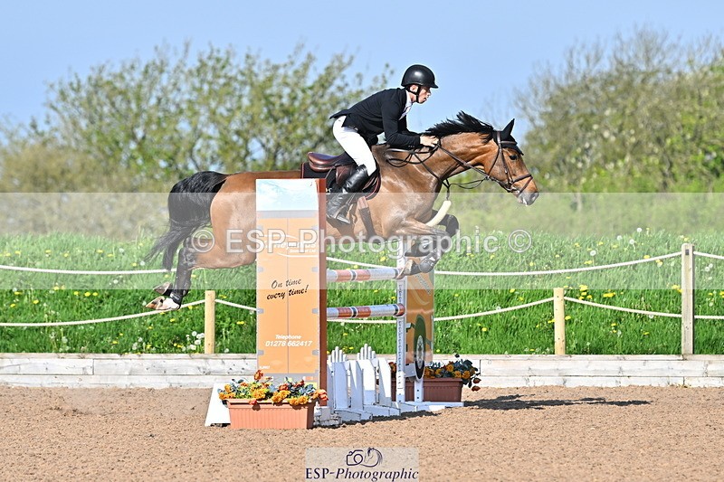 240509A-090111-00407 - Cls 8 Foxhunter