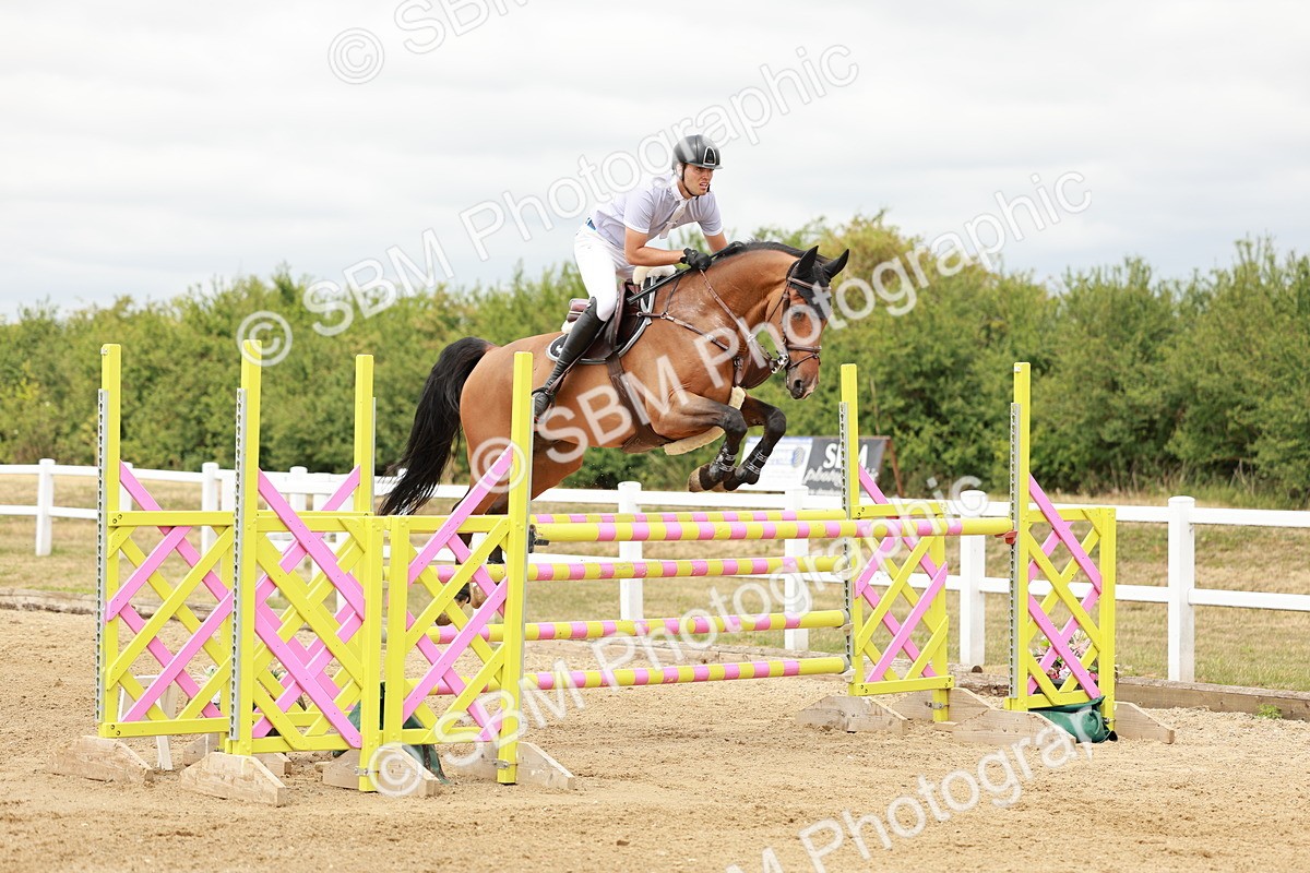 SBM_018293 - Class 21 - Senior Newcomers Championship 2d Rd