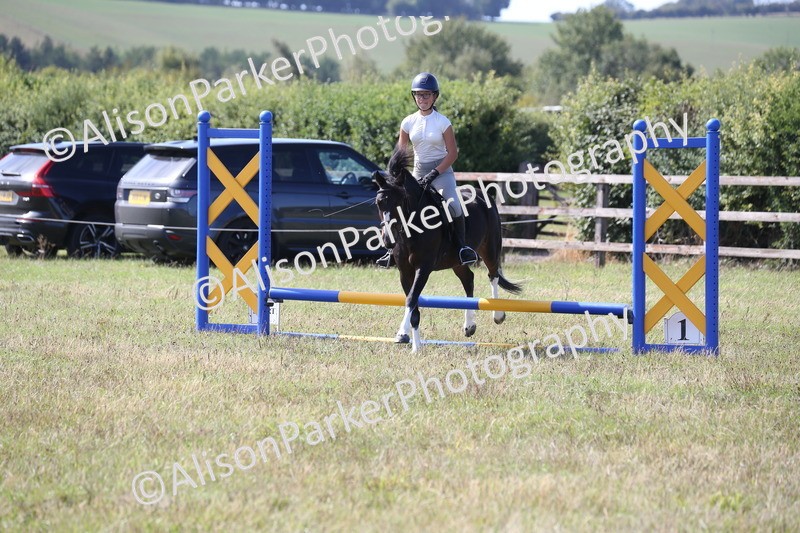 20260906-1606 - Class 10 - Horse & Hound