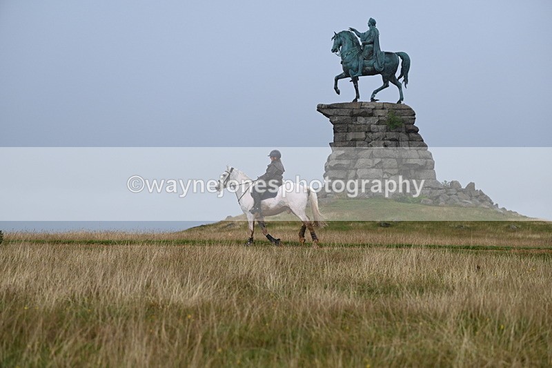 DSC_3987 - Time at Statue 14:56 to 15:05