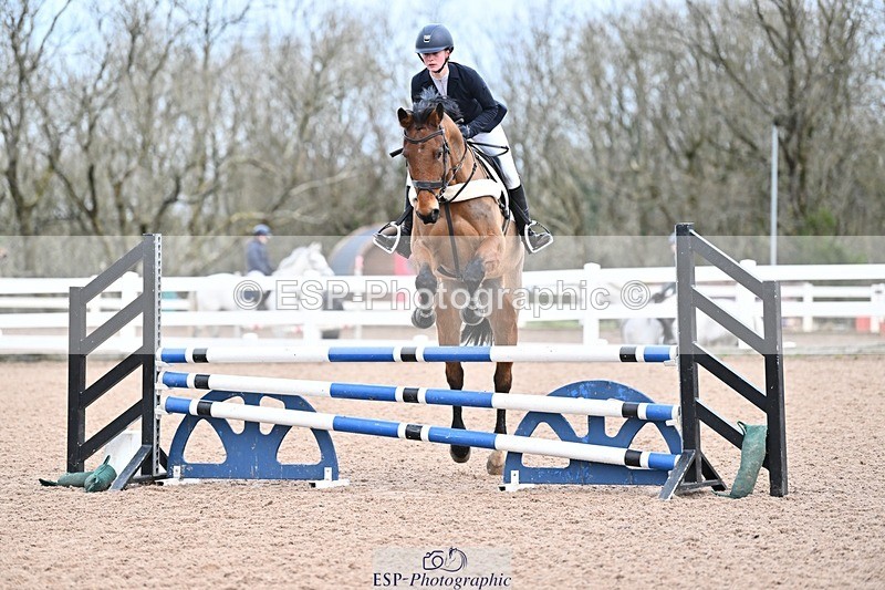 250112-092856-00689 - Cls 15 British Novice and 90cm Open