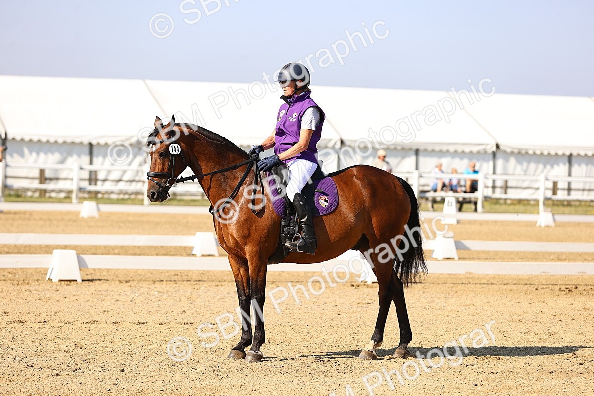 SBM_002655 - Intro 2 - Warm Up