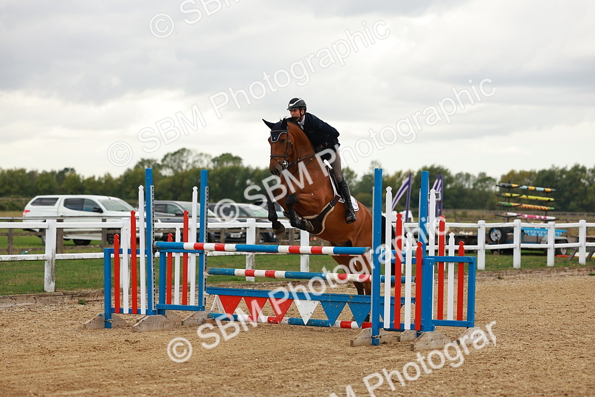 SBM_001435 - Class 4 - Senior Newcomers - 1.10m