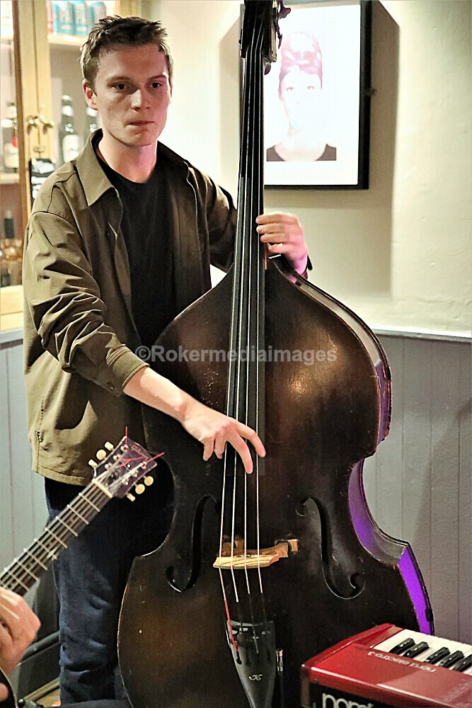 Joe-17 - Joe Webb Music