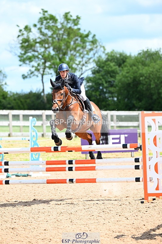 240608A-143435-02777 - Cls 5 Snr Foxhunter and 1.20m Open
