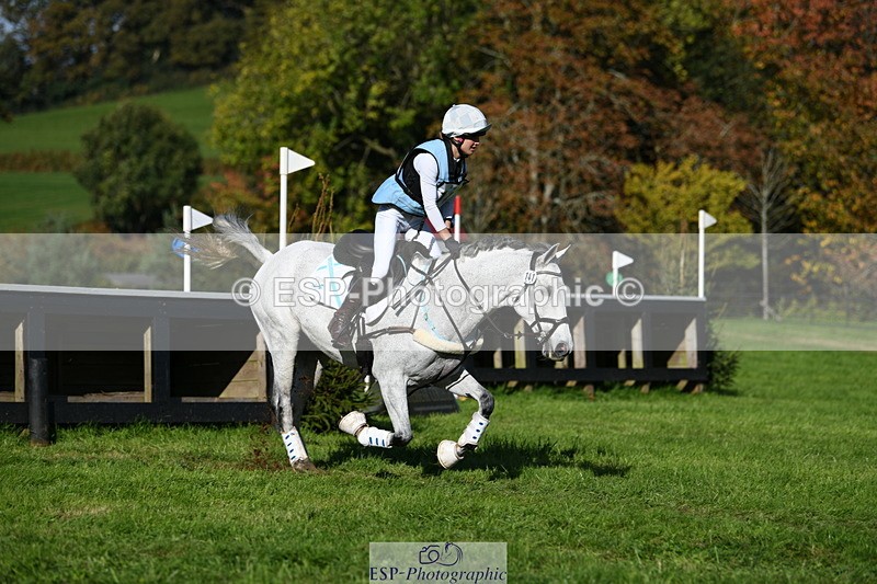 251024A-124718-11705 - B-141-Erin.Neale