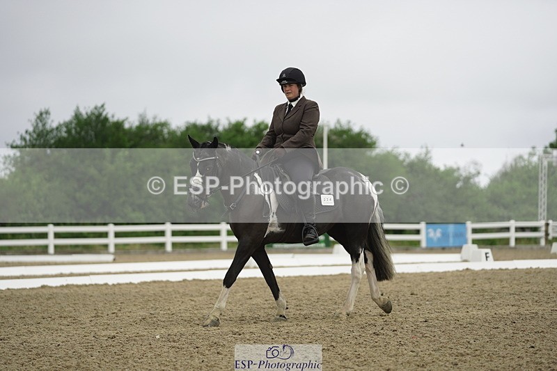 230708A-095502-00233 - Intro C