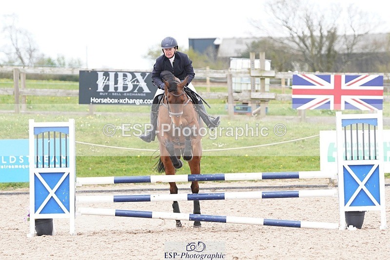 250414-133054-00953 - 80cm Round 2