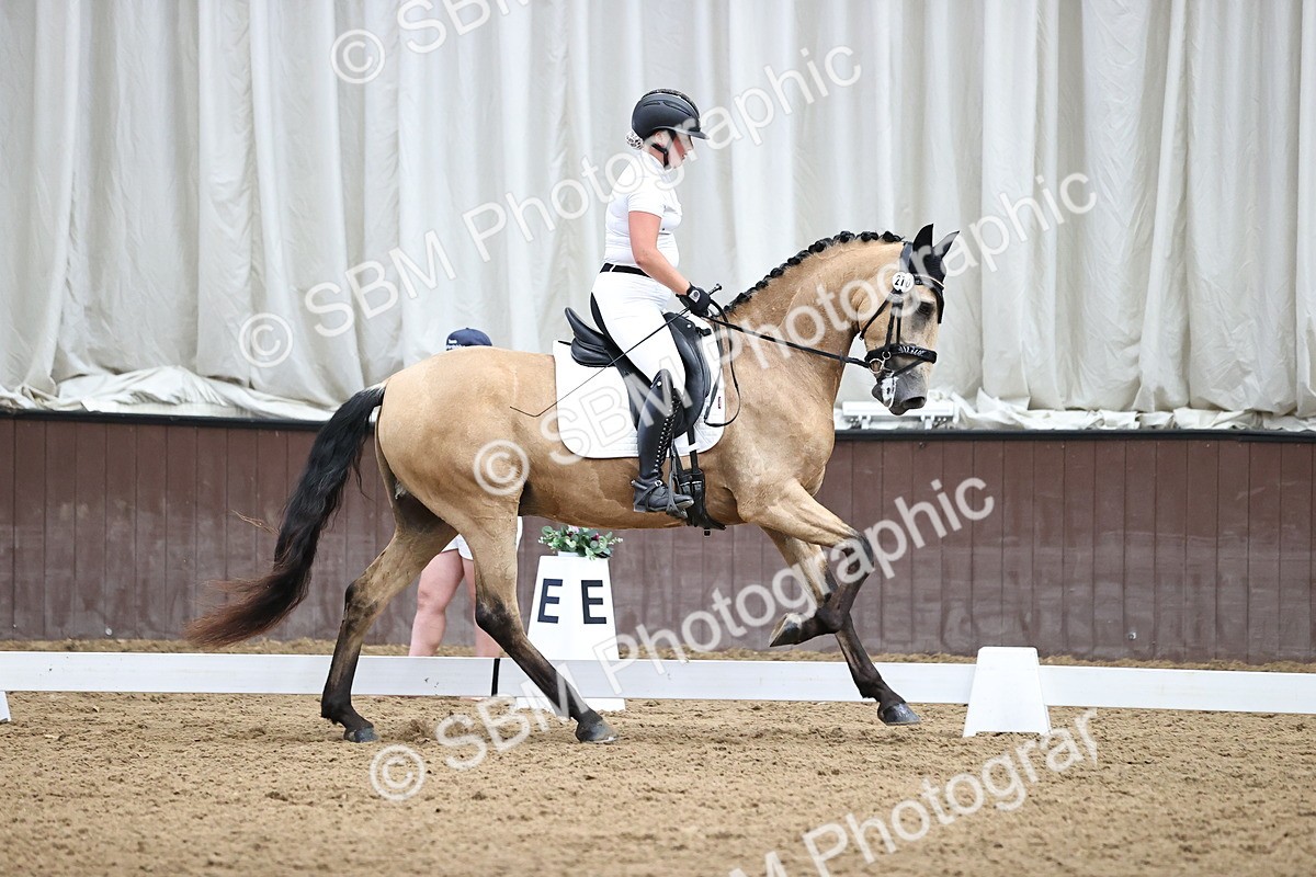 SBM_003196 - Novice 4 - 14.47-16.34