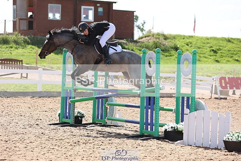 240629A-095146-03852 - Cls 17 Discovery and 90cm Open