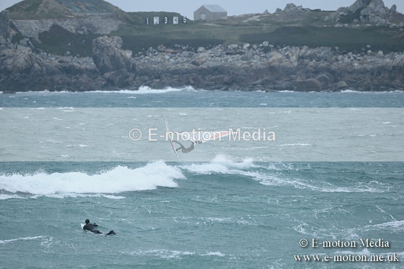 WS 030413-11 - Windsurfing