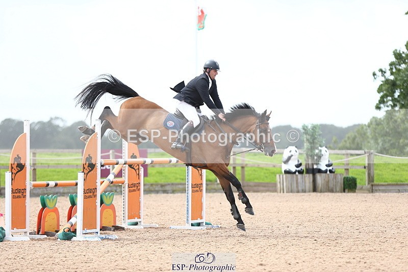 230812A-122841-09009 - Cls 32 Foxhunter