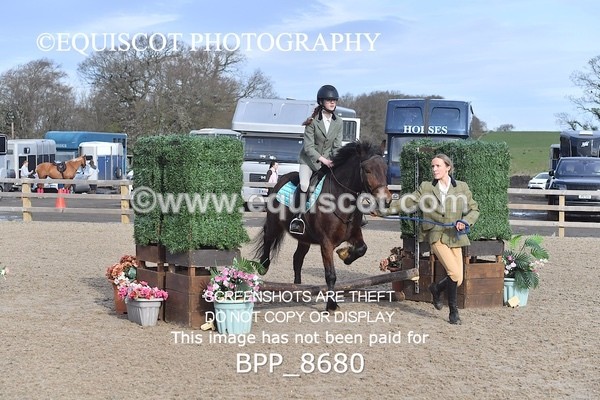 BPP_8680 - TRAINING STAKES