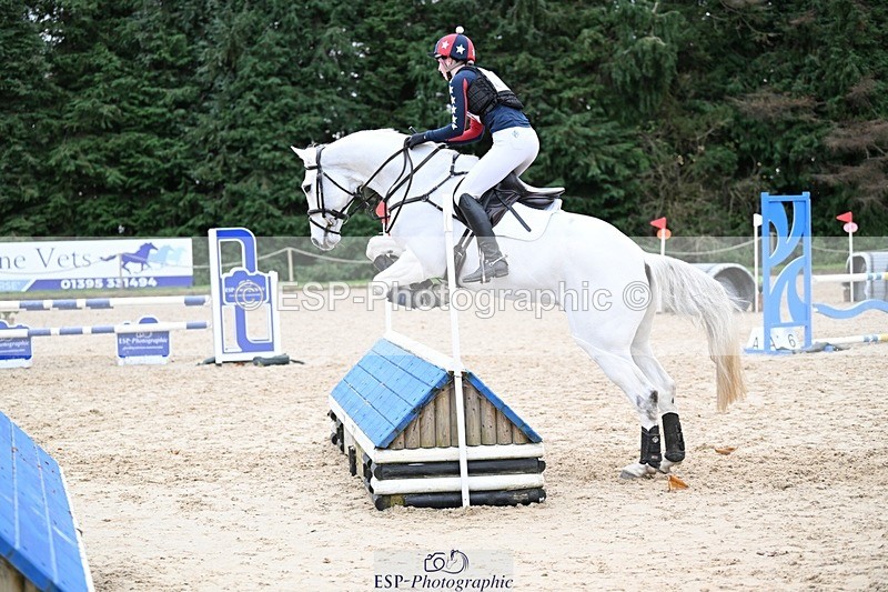 241117-143251-04631 - Cls 3 90-95cm 14.00 to 15.00