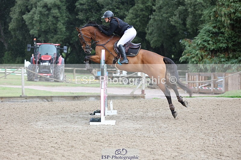 250831A-121417-10136 - Cls 42 Snr 1m Grand Prix