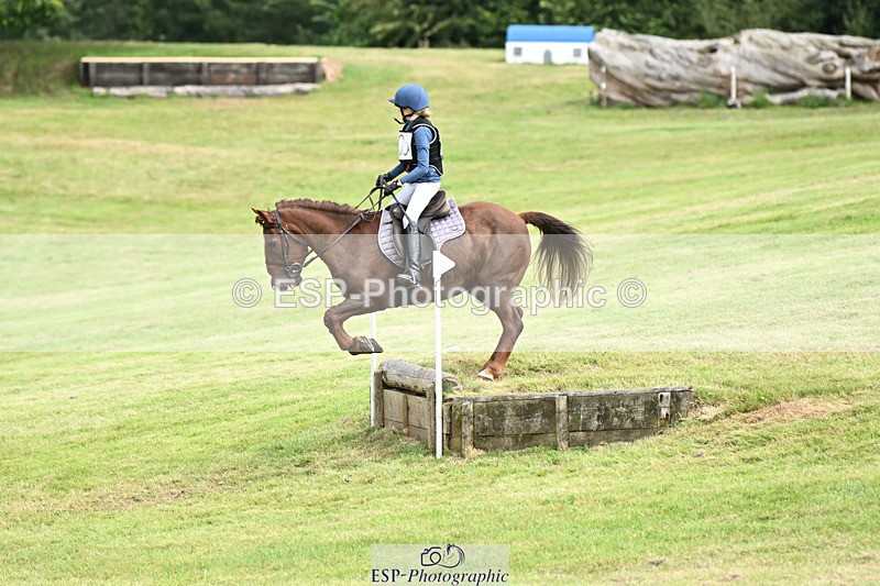 240825X-140612-34917 - 80cm XC 14.30 to 15.30