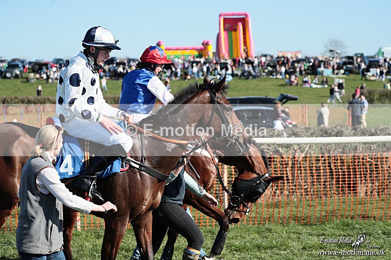PtP 210326 459 - VWH Cirencester Races 21/03/26