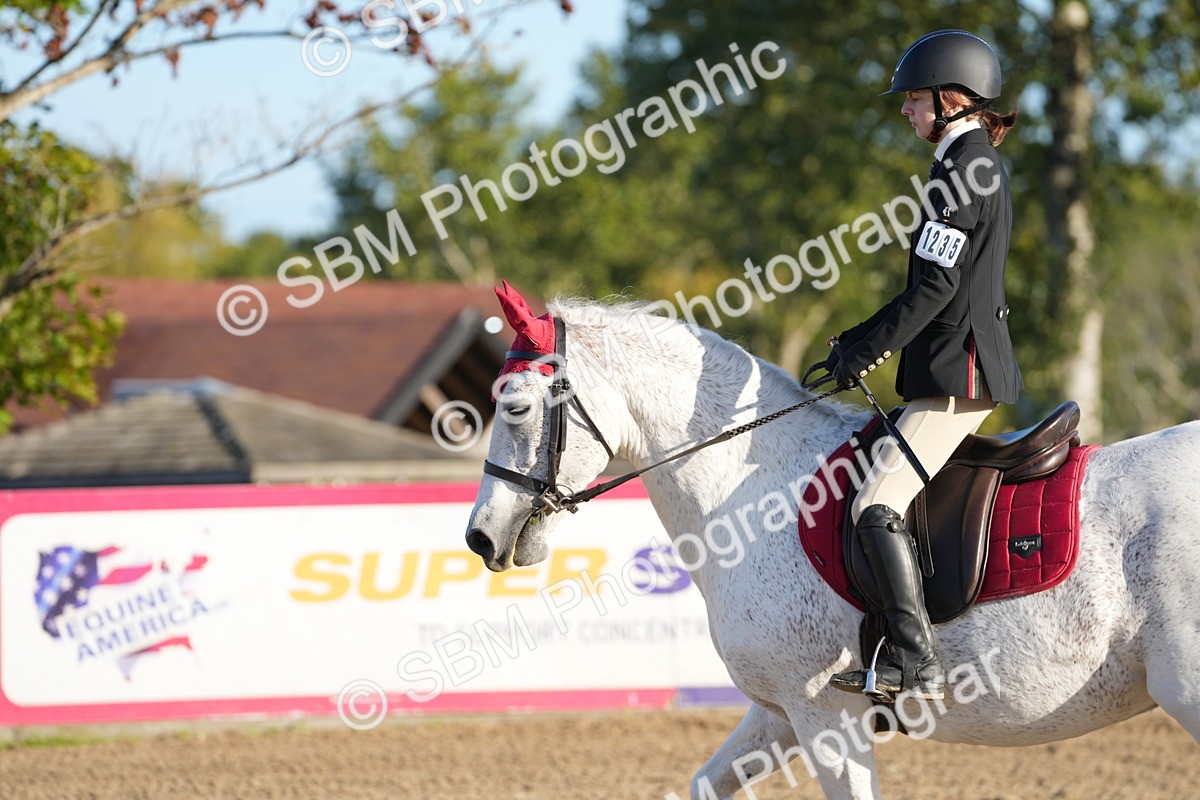 SBM_14065 - J57 - Clear Round 60cm