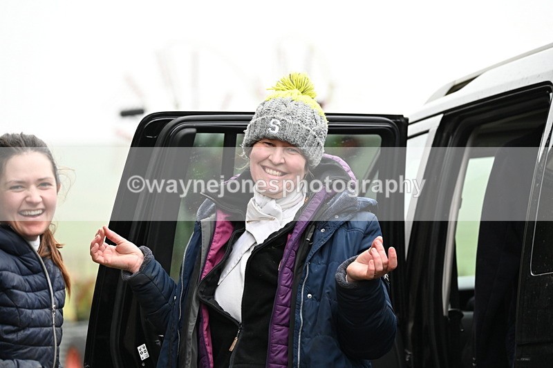 WJ6_6437 - Meet