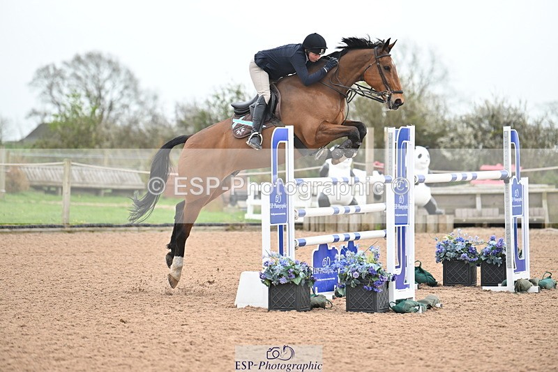 240405A-140944-01875 - Cls 5 National 1.30m Open