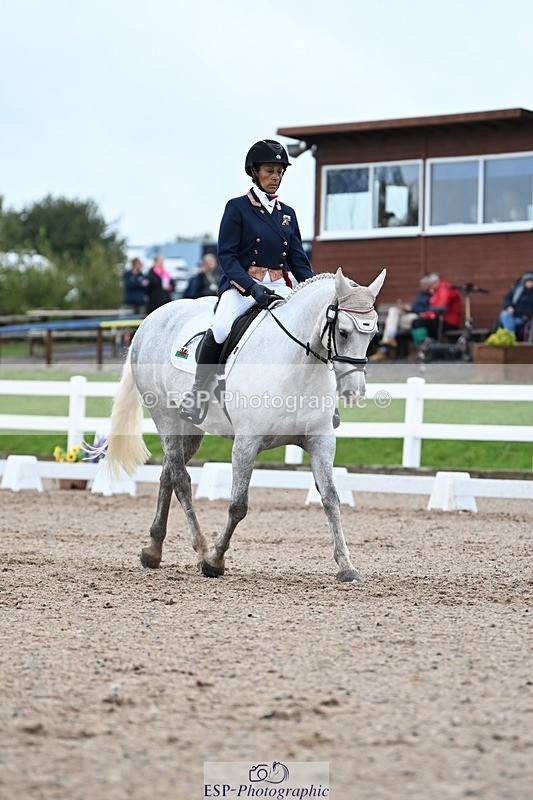 250907-122036-08306 - 010-Donna.HarrisKylah