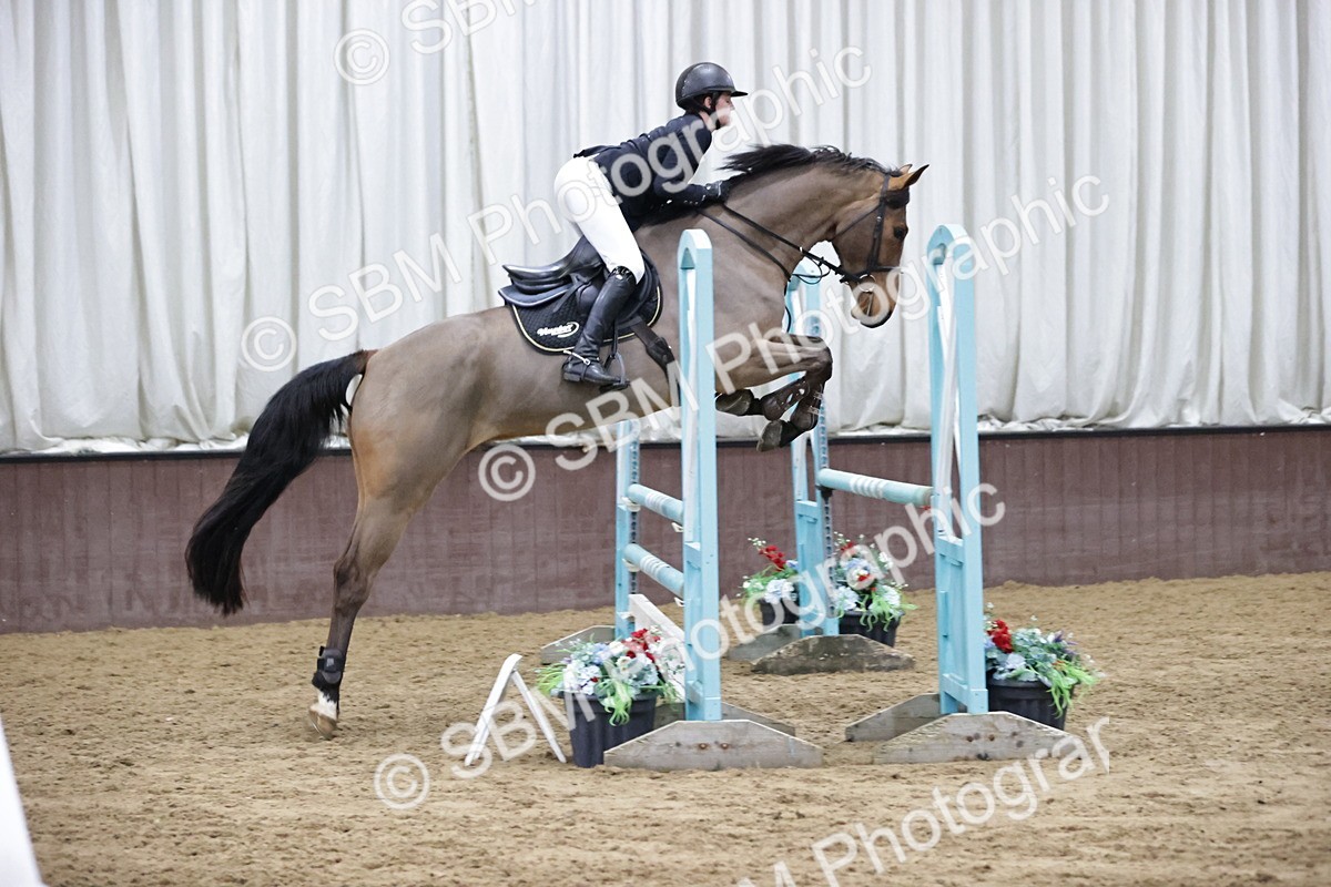 SBM_001356 - Class 4 - Senior Newcomers/ 1.10m Open