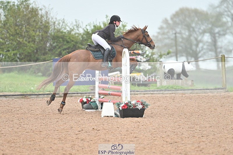 240505A-124829-05187 - Cls 4 Blue Chip Pony Newcomers & 1m Open