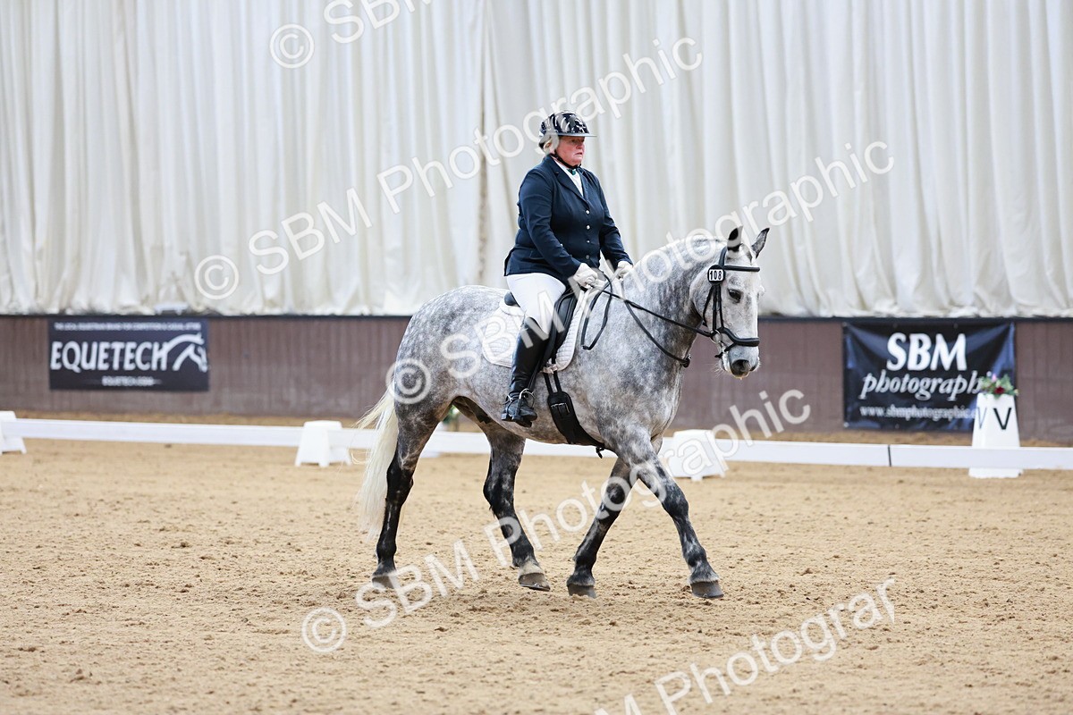 SBM_007089 - Class 6b - Novice 6 - 8.56-9.24