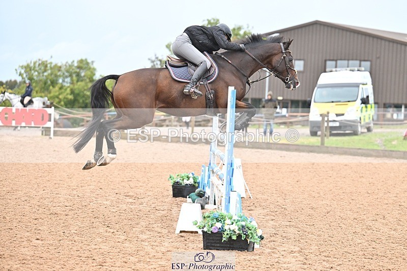 251003-134444-01200 - Cls 3 Foxhunter and 1.20m