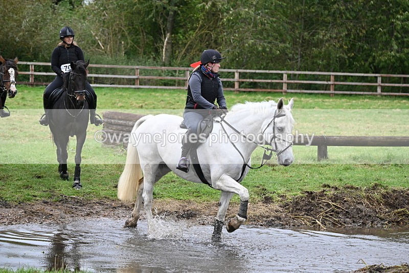 WJ6_4644 - Time at Photographer 11:57 to 12:14