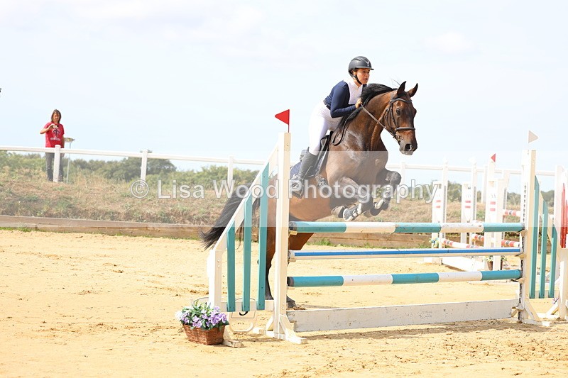3E7A4076 - Class 7: Senior Newcomers/1.10m open