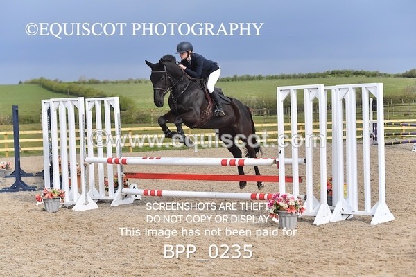 BPP_0235 - CLASS 2 FRI Senior BritiNovice/ 90cm Open