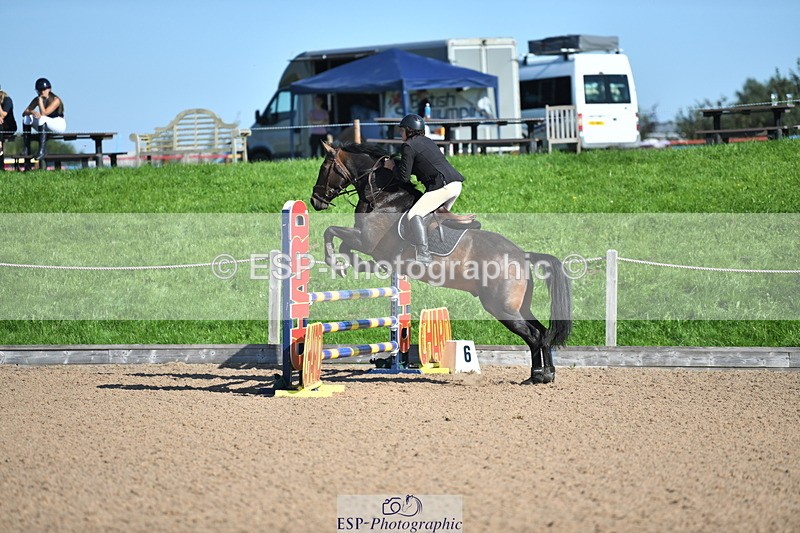 230903A-101810-03650 - Cls 12 95cm Amateur Quali