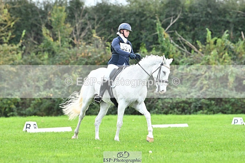 241024-115947-02575 - 321-Hannah.Underhill-DONBEG.GREY