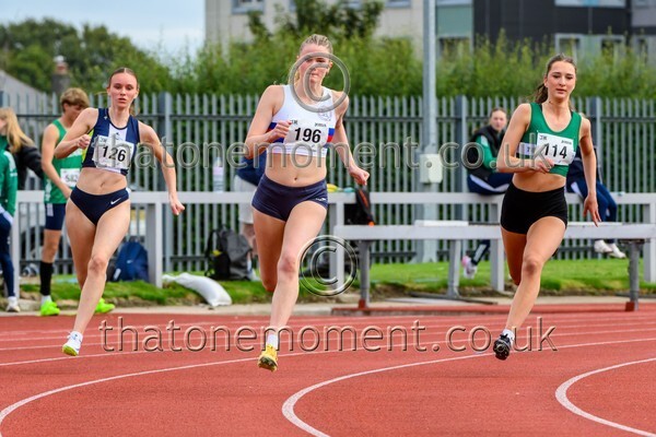 Nat26SUN-927993 - Track Female