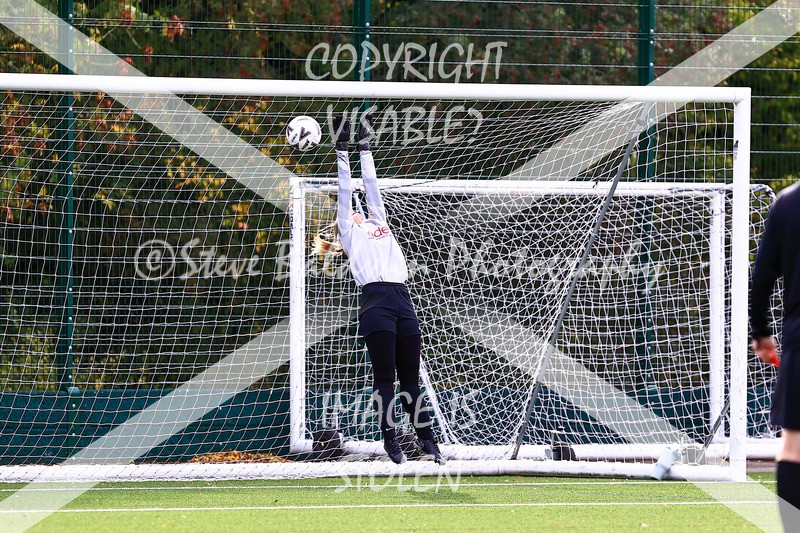 1DX30912 - 2025-10-05 FC Abbey Meads Ladies V Purton  Kingsdown FC Ladies